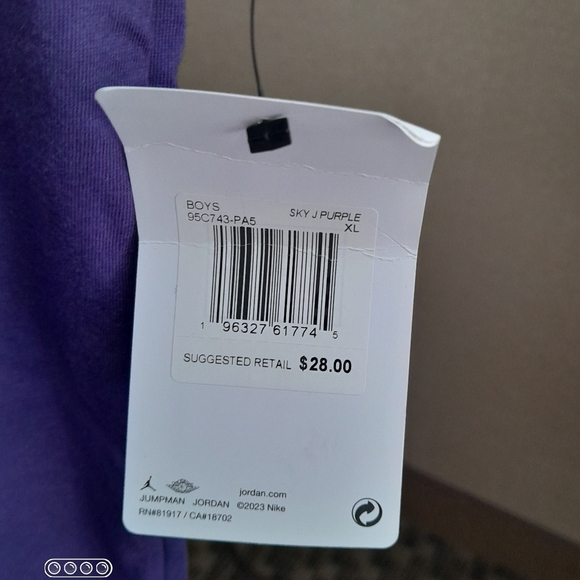 NWT Jordan  Jumpman YOUTH XL shirt - Picture 4 of 5